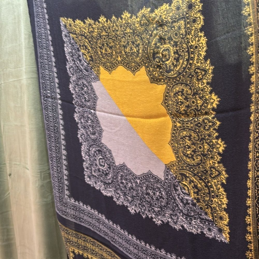 Galleries Lafayette Multicolor Patterned wool Sca… - image 2